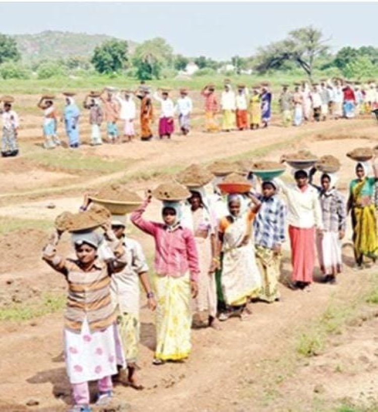 ఏపీలో 35 లక్షల జాబ్ కార్డుల తొలగింపు